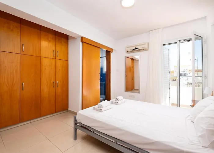 דירה The Saline Views Makenzy לרנקה