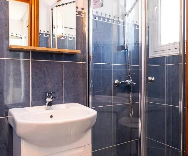 The Saline Views Makenzy לרנקה