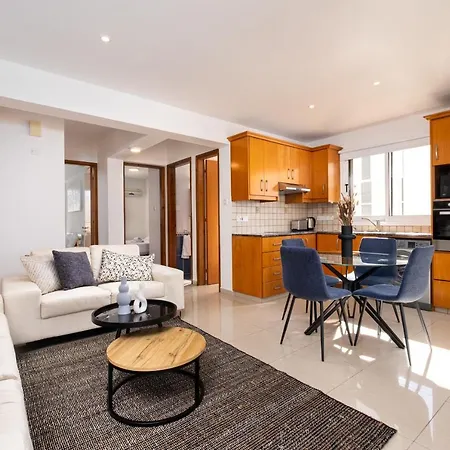 Апартаменты The Saline Views Makenzy Ларнака